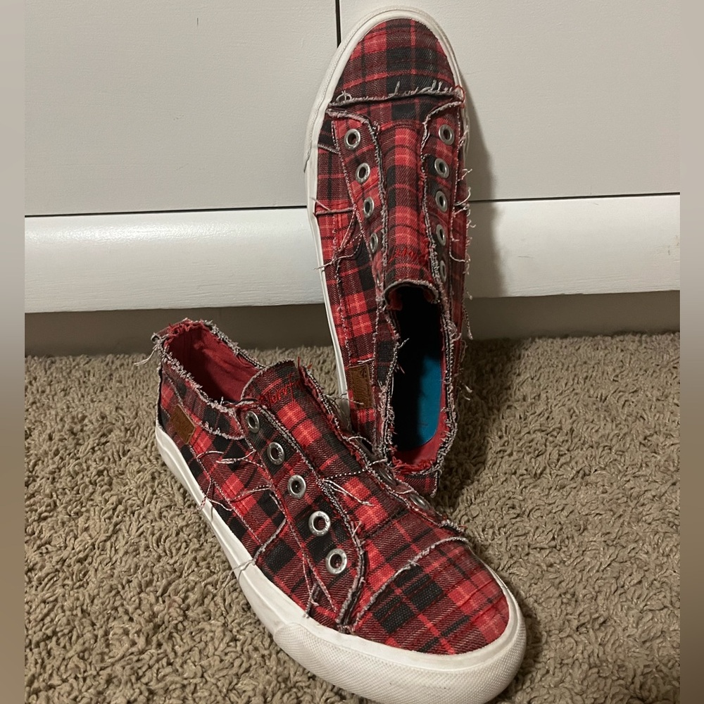 Blowfish Malibu in red buffalo check.